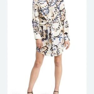 MELLODAY Long Sleeve Tie Front Shirtdress In Cream Blue Print. Size Large.